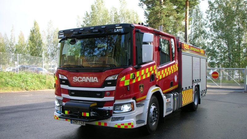 Kemin paloasemalle hankittiin monipuolinen ja tarpeellinen sammutusauto PSR:n avustamana