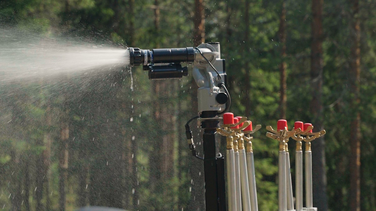 Tiedote: Palosuojelurahaston Innovaatiopalkinto myönnettiin maastopalojen sammuttamista tehostavalle keksinnölle